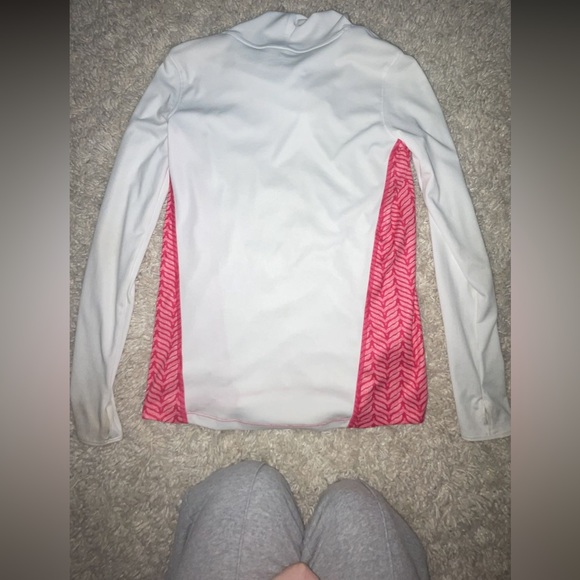 Kids Vineyard Vines light weight pullover with hood - Picture 2 of 6